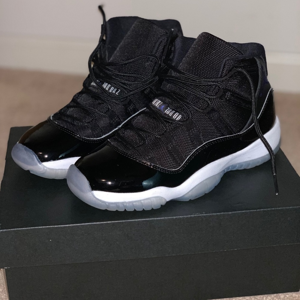Barely worn Air Jordan Retro 11 Space Jam 2016